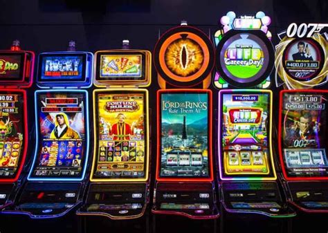 biggest slot machine in vegas